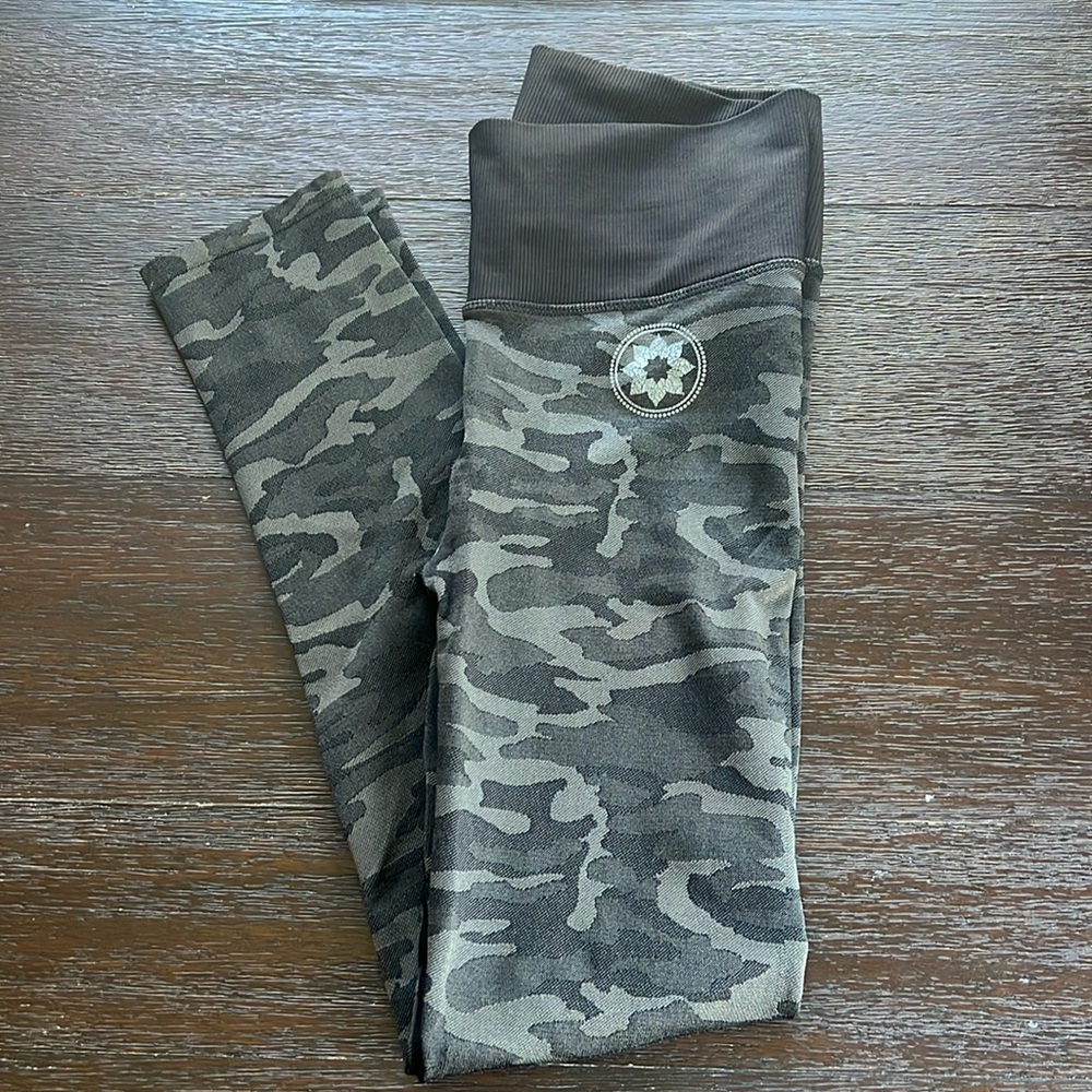 Splendid S Camo Legging 24” Inseam